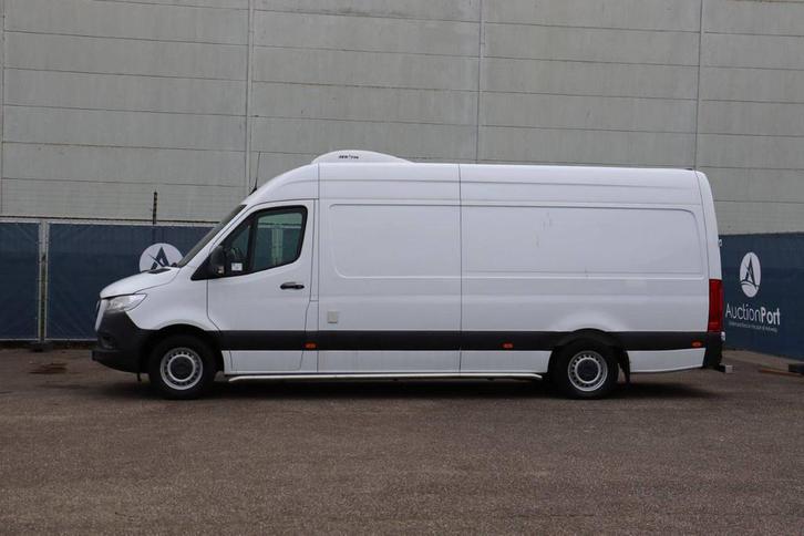 Veiling: Koelwagen bestelwagen Mercedes-Benz SPRINTER Diesel, Auto's, Bestelauto's, Automaat, BTW verrekenbaar, Diesel, Wit, Gebruikt