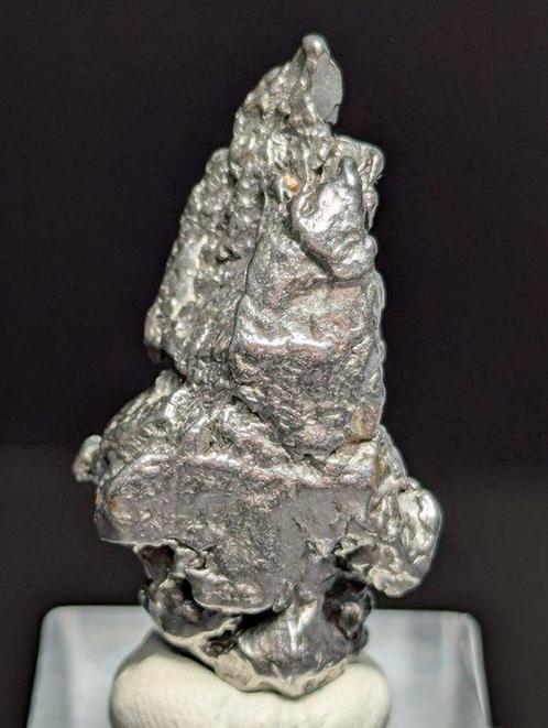 Campo del Cielo meteorite Spectaculaire vorm en veel glans., Verzamelen, Mineralen en Fossielen