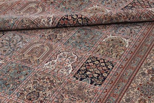 New Indian Qom Wool&Silk Carpet with Luxurious Tile Design -, Huis en Inrichting, Stoffering | Tapijten en Kleden