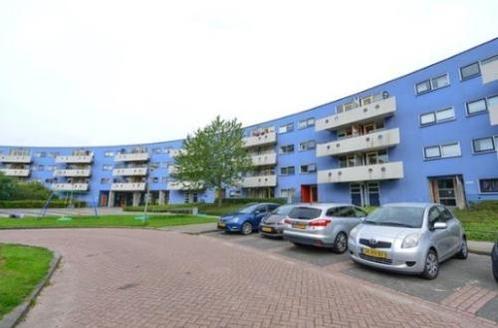 Te Huur 3 Kamer Appartement Peter Sellershof In Almere, Huizen en Kamers, Huizen te huur, Direct bij eigenaar, Almere, Appartement