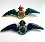 Insigne British pair of RAF Pilot Emblem Badges in enamel -, Antiek en Kunst