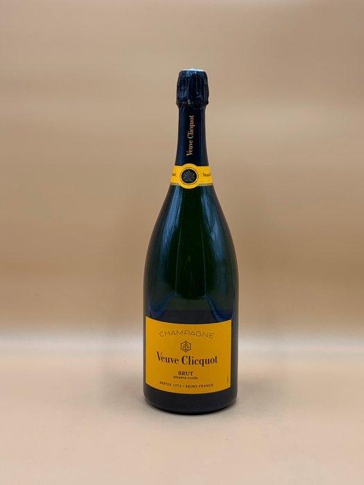 Veuve Clicquot, Réserve Cuvée - Champagne Brut - 1 Magnum, Verzamelen, Wijnen