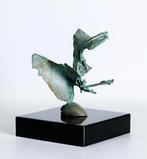 Een bronzen sculptuur getiteld Butterfly van de beroemde