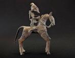 Ancestor rider with spear - African Bronze - sculptuur -, Antiek en Kunst, Kunst | Niet-Westerse kunst