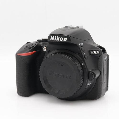 Digitale fotocamera | Nikon D5600 body | Tweedehands, Audio, Tv en Foto, Fotocamera's Digitaal, Gebruikt, Nikon, Verzenden