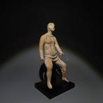 Oud-Grieks Terracotta Ruiter met een Helm. 4e eeuw voor