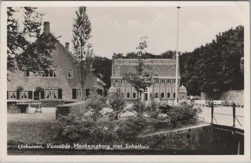 UITHUIZEN - Voorzijde Menkemaborg met Schathuis, Verzamelen, Ansichtkaarten | Nederland, Verzenden