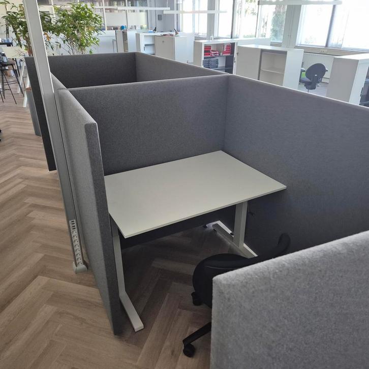 2x Vepa akoestische werkplek met scheidingswanden - 120x80 c, Huis en Inrichting, Bureaus, Ophalen of Verzenden