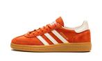 adidas Handball Spezial Preloved Red Gum - maat 43 1/3, Kleding | Dames, Schoenen, Nieuw, Sneakers of Gympen, Rood, Verzenden