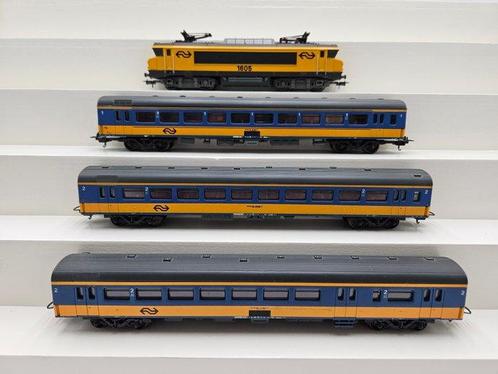 Lima H0 - 149748 - Treinset (1) - Intercity set 1600 met 3, Hobby en Vrije tijd, Modeltreinen | H0
