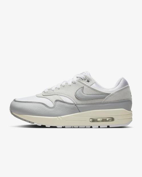 -16% Nike  Nike Air max 1 87 pure platinum//sail/light smok, Kleding | Heren, Schoenen, Wit, Nieuw, Verzenden