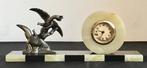 Commode klok - leuk marmeren klokje met gestilleerde vogels