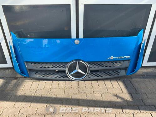 Frontplaat Mercedes Actros MP4 A 960 750 03 18, Auto-onderdelen, Vrachtwagen-onderdelen, Gebruikt, Mercedes-Benz, Carrosserie en Plaatwerk