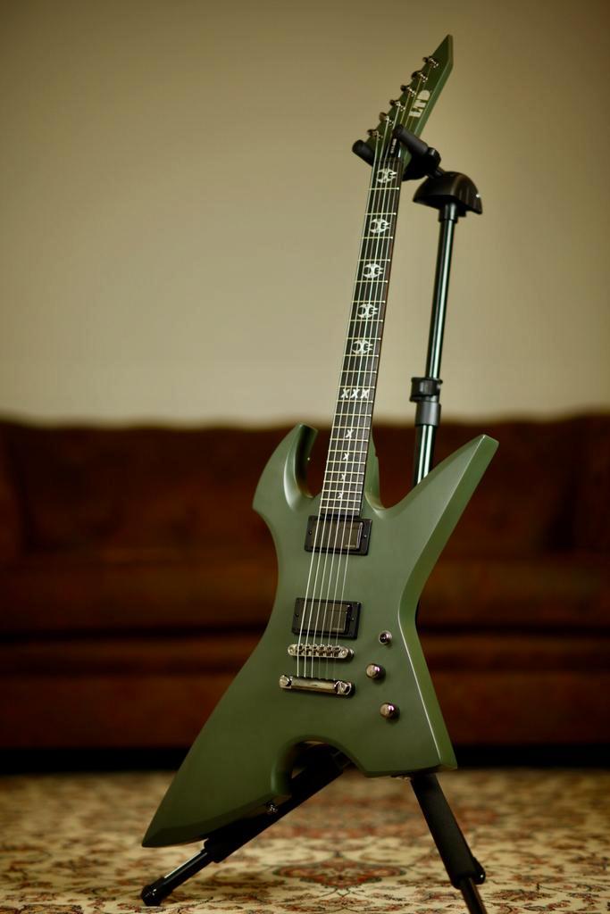 ESP LTD Max Cavalera Max-200 | Military Green, Muziek en Instrumenten, Snaarinstrumenten | Gitaren | Elektrisch