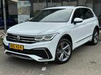Zakelijke Lease |  Volkswagen Tiguan 1.4 TSI EHYBRID R-Line, Auto's, Volkswagen, Automaat, Stof, Gebruikt, Zwart