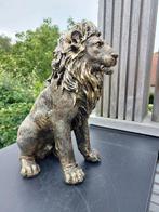 Beeld, statue of golden bronze lion - 45 cm - polyresin