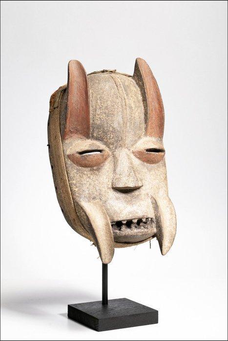 Azzi-Cheyssial-Collectie - Masker - Wobe Dan - Ivoorkust -, Antiek en Kunst, Kunst | Niet-Westerse kunst