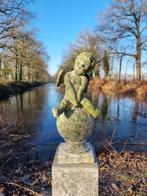 sculptuur, Angel on Sphere - 43 cm - IJzer