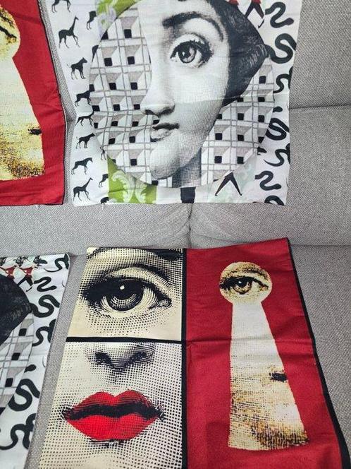 Cuscini postmoderni decorativi, stampa dietro e fronte -, Antiek en Kunst, Kunst | Designobjecten
