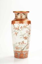 Vaas - Goud, Emaille, Porselein, Een grote Kutani-vaas met