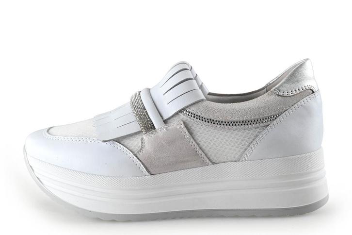 NeroGiardini instappers in maat 37 Wit | 10% korting, Kleding | Dames, Schoenen, Wit, Zo goed als nieuw, Instappers, Verzenden