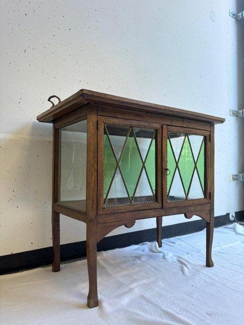 Kast - Zeldzame Theekast met Glas-in-Lood Raam en Donker, Antiek en Kunst, Kunst | Designobjecten