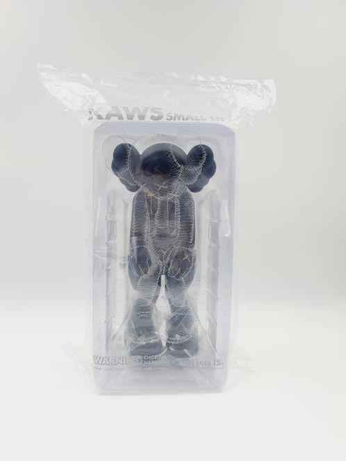 Kaws (1974) - Kaws Small Lie Black 2017, Antiek en Kunst, Kunst | Schilderijen | Modern