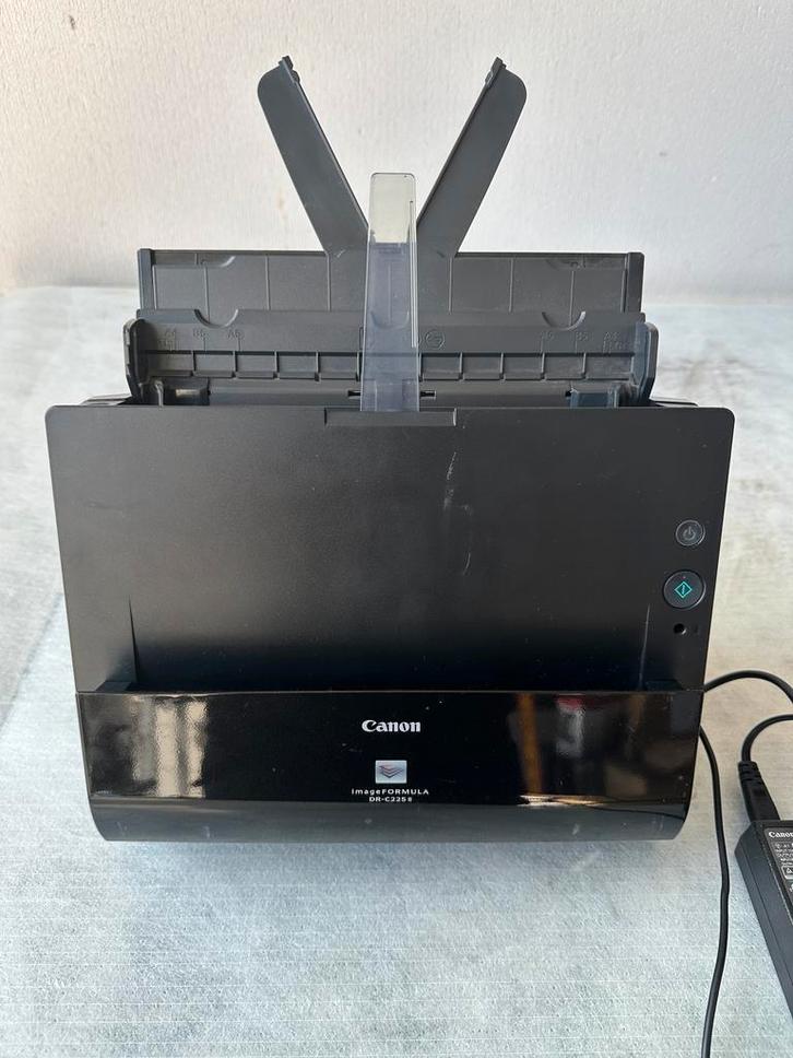 Documenten scanner, Zakelijke goederen, Kantoor en Winkelinrichting | Kantoorartikelen, Gebruikt, Ophalen