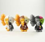 Kaws (1974) - KAWS Bape Dissected Baby MILO 3pcs SET A, Antiek en Kunst