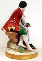 Aelteste Volkstedter - sculptuur, Les Amoureux - 30 cm -, Antiek en Kunst