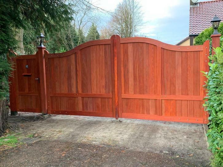 Hardhouten toegangspoorten op maat, Tuin en Terras, Schuttingen, 6 meter of meer, Nieuw, Hout, 1 tot 2 meter