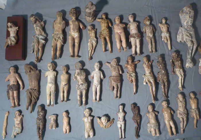 Zeldzame collectie van 38 religieuze figuren (38) - Antiek -, Antiek en Kunst, Kunst | Niet-Westerse kunst