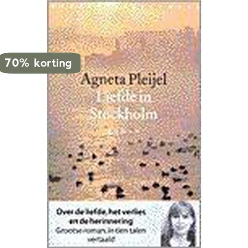 Liefde in Stockholm / Wereldbibliotheekreeks 9789028418493, Boeken, Romans, Gelezen, Verzenden