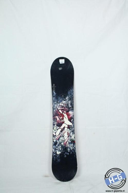 Refurbished - Snowboard - Burton Superfly - 136, Sport en Fitness, Snowboarden, Board, Gebruikt, Ophalen of Verzenden