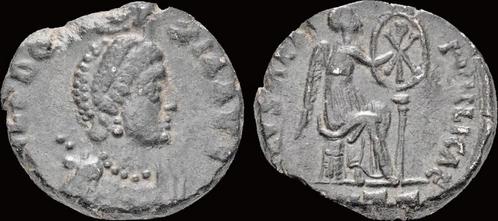 400-404ad Roman Aelia Eudoxia, Augusta Ae4 Victory seated..., Postzegels en Munten, Munten | Europa | Niet-Euromunten, Verzenden