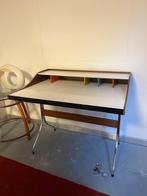 Vitra - George Nelson - Bureau - Walnoot, Antiek en Kunst