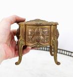 Grand coffret français style Louis XV polychrome -