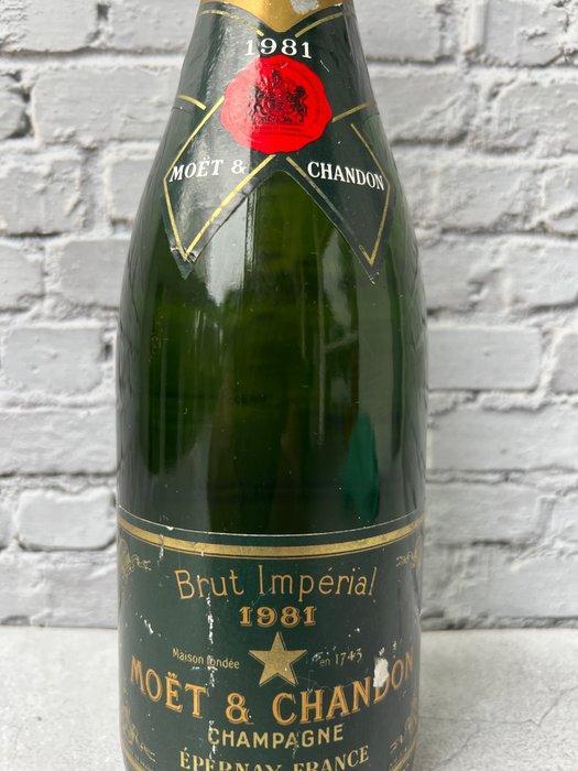 1981 Moët & Chandon, Brut Impérrial 1981 - Champagne Brut,, Verzamelen, Wijnen