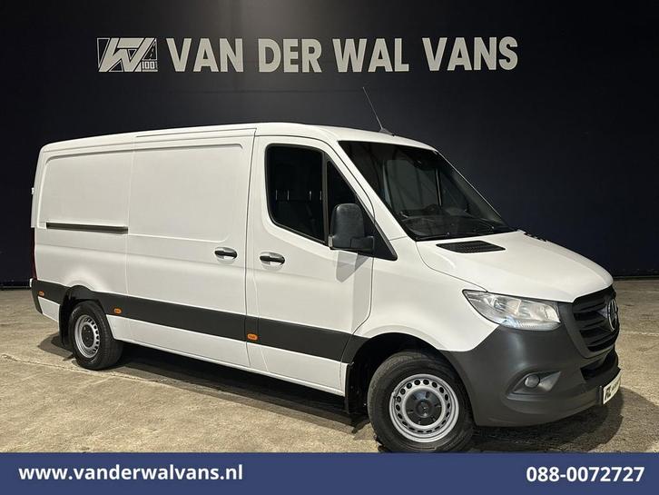Mercedes-Benz Sprinter | 317 CDI 170pk L2H1 Euro6 Airco |, Auto's, Bestelauto's, Dealer onderhouden, Te koop, Handgeschakeld, Diesel