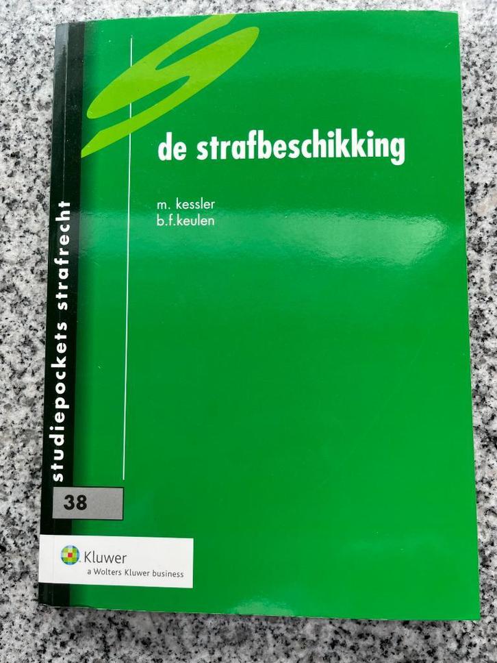 De strafbeschikking   (M. Kessler en B.F. Keulen), Boeken, Politiek en Maatschappij, Juridisch en Recht, Nederland, Gelezen, Verzenden