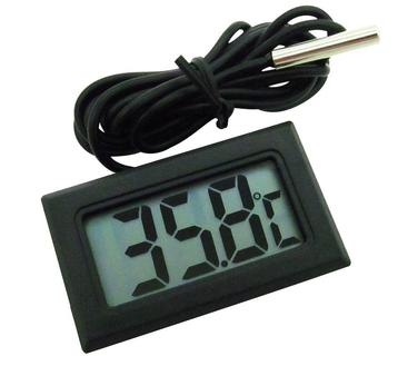 Digitale thermometer met display beschikbaar voor biedingen