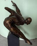 sculptuur, De Duiker- groot klassiek beeld - 34 cm -