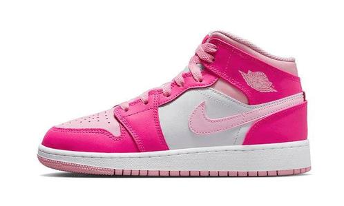 Air Jordan 1 Mid Fierce Pink - maat 38.5 (Sneakers), Kleding | Dames, Schoenen, Roze, Nieuw, Sneakers of Gympen, Verzenden