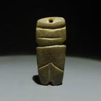 Mezcala-cultuur Groene steen Mezcala Warrior hanger Type M, Verzamelen, Mineralen en Fossielen