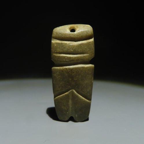Mezcala-cultuur Groene steen Mezcala Warrior hanger Type M, Verzamelen, Mineralen en Fossielen