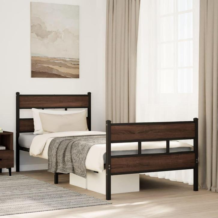 vidaXL Bedframe met hoofdbord en voetbord zonder matras, Huis en Inrichting, Slaapkamer | Bedden, 80 cm, 200 cm, Bruin, Eenpersoons