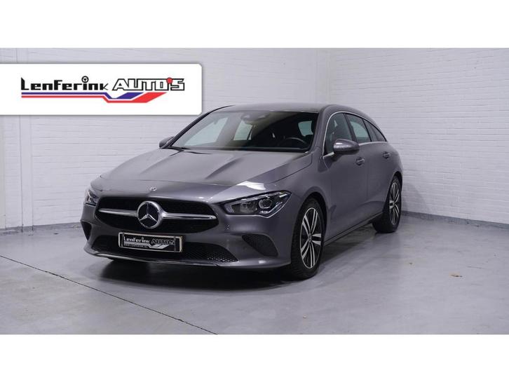 Mercedes CLA 180 Shooting Brake 180 Solution Aut. Rijklaar!, Auto's, Mercedes-Benz, Origineel Nederlands, Onderhoudsboekje, Te koop