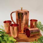 Puur Koperen Set: Kan (±1,5 l) + 4 Bekers Bloempatroon Rand, Huis en Inrichting, Keuken | Servies, Ophalen of Verzenden, Nieuw