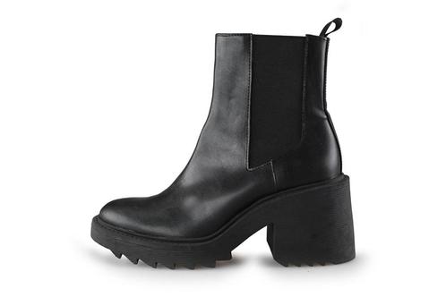 Stradivarius Chelsea boots in maat 38 Zwart | 10% extra, Kleding | Dames, Schoenen, Zwart, Zo goed als nieuw, Overige typen, Verzenden