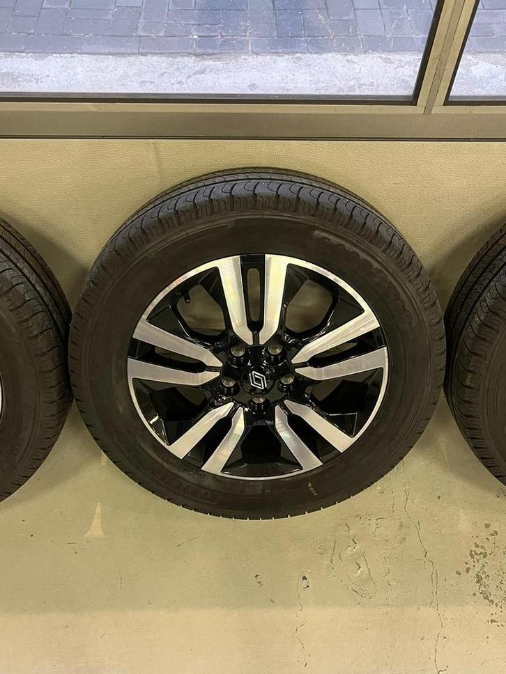 10x Originele Renault 17 inch Trafic set Diamantee Noir, Auto-onderdelen, Banden en Velgen, 17 inch, BOVAG lid, Stiba lid, Zomerbanden